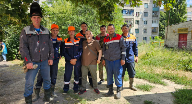 Калужские коммунальщики помогают Первомайску готовиться к отопительному сезону. Калужские коммунальщики помогают Первомайску готовиться к отопительному сезону.